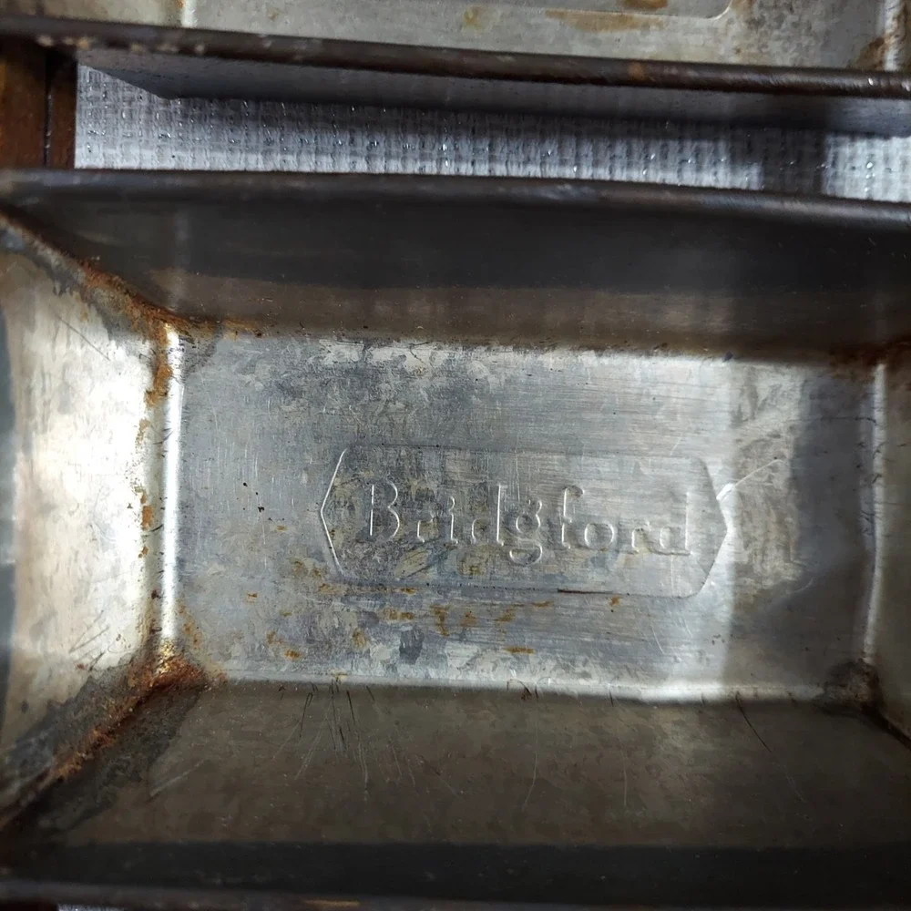 Bridgford 6-Loaf Bread Pan‎ Welded Metal Strap 23.5